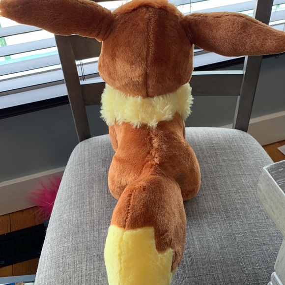 Build a Bear Pokémon Eevee plush - Picture 3 of 6